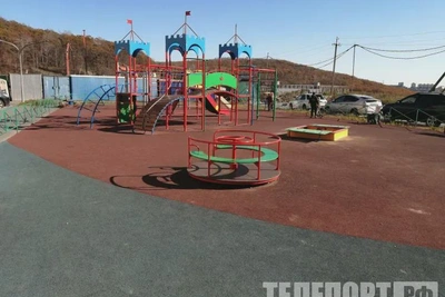 В школах Приамурья установят детские площадки