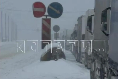 30-km traffic jam traps drivers on M-7 highway