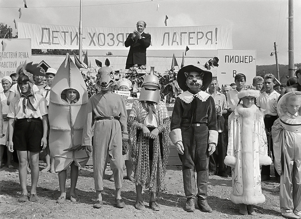 Фото №1 - 10 советских фильмов, которые надо показать иностранцу или пришельцу