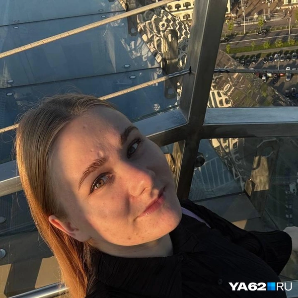 На смотровой площадке (23-й этаж) мы провели почти час: фотографировались и любовались видами | Источник: Виктория Улитова / YA62.RU
