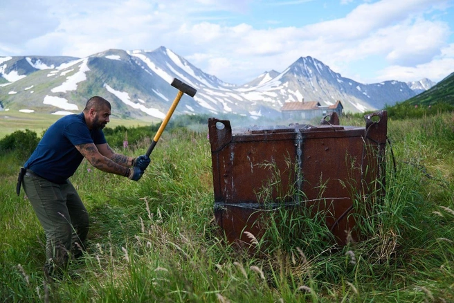 Кувалда часто шла в ход | Источник: Алексей Сорпов / личный архив