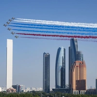 100 рублей за выезд из России. Туристов хотят обложить новым «налогом» на фоне войны на Ближнем Востоке