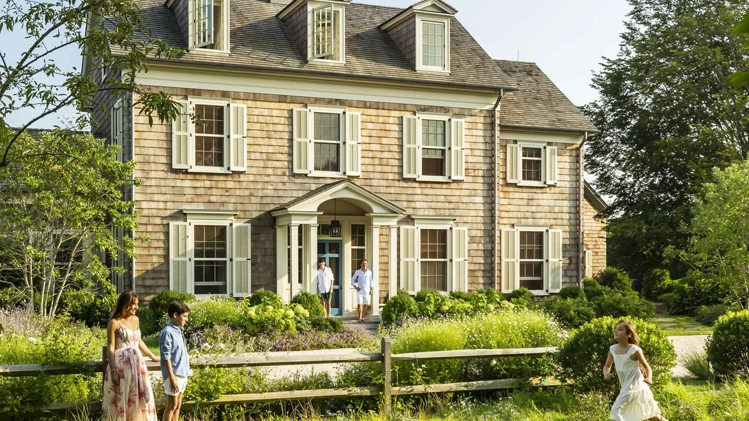 1000 м² скромности в Саутгемптоне: кедровый фасад, медный бук и 7 спален | Источник: Эрик Пиасеки