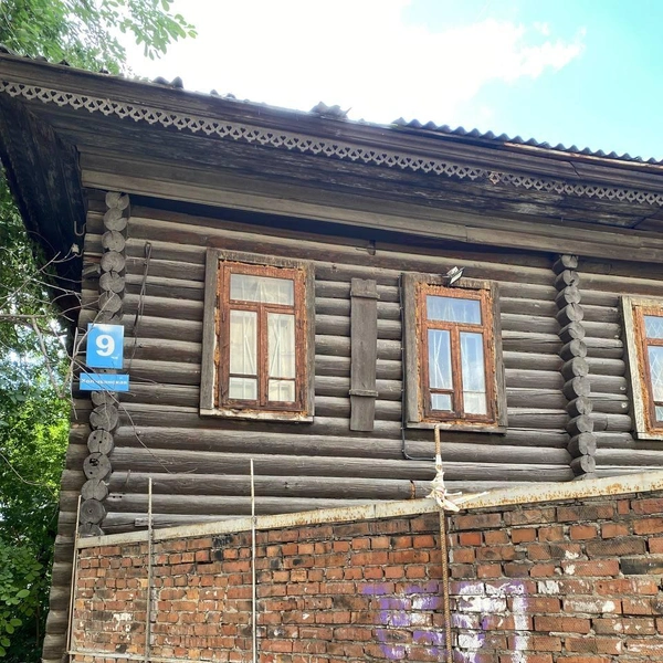 Местные удивлялись нашему любопытству — для них дом всего лишь развалюха | Источник: Наталья Липатникова 