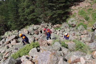 Трагедия в горах КБР: петербуржец погиб под камнепадом