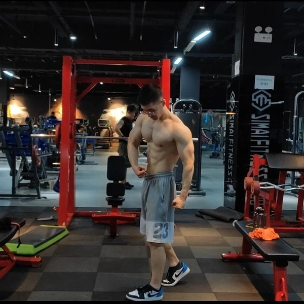 Такие мышцы будут поддерживать позвоночник, а не нагружать его дополнительно | Источник: соцсети