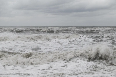 Метеорологи предупредили о шторме на море в Сочи и Сириусе