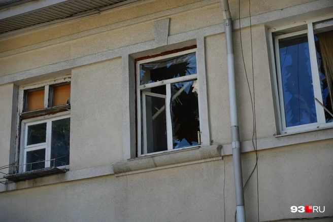 Более 700 квартир пострадали от атаки БПЛА в Новороссийске | Источник: Андрей Кравчено / T.me