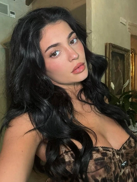 Источник: kyliejenner / Instagram.com (экстремистская организация, деятельность запрещена на территории РФ)