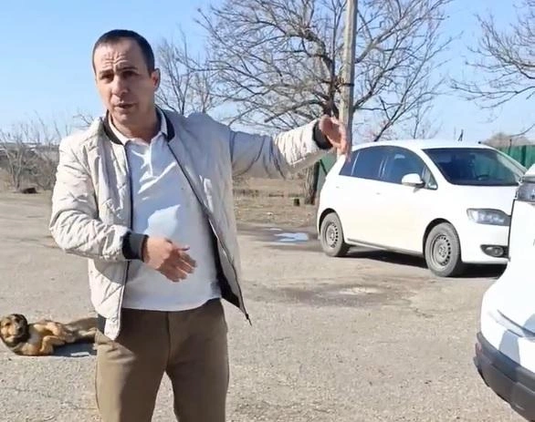 Разговор у владелицы приюта с блогером очень скоро перешел на повышенные тона | Источник: Благотворительный фонд «Мы в ответе» / T.me