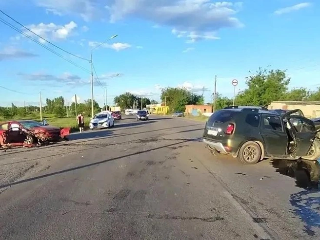 В результате ДТП пострадали три человека | Источник: ГУ МВД России по Волгоградской области