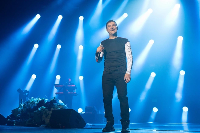 Юрий Шатунов начинал как солист «Ласкового мая», а потом стал выступать сольно | Источник: Юрий Шатунов / Vk.com