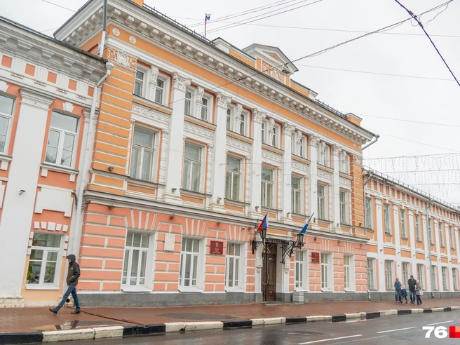 В Ярославле планируется повышение заработных плат мэру и депутатам | Источник: Кирилл Поверинов / 76.RU