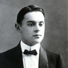 <p>Вивиан Итин</p>