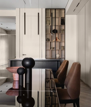 Теплый минимализм: квартира 184 м² в Алма-Ате