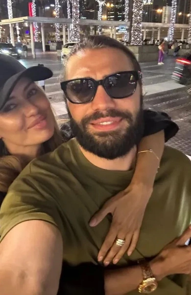 На момент романа с Боней мужчина жил в Дубае