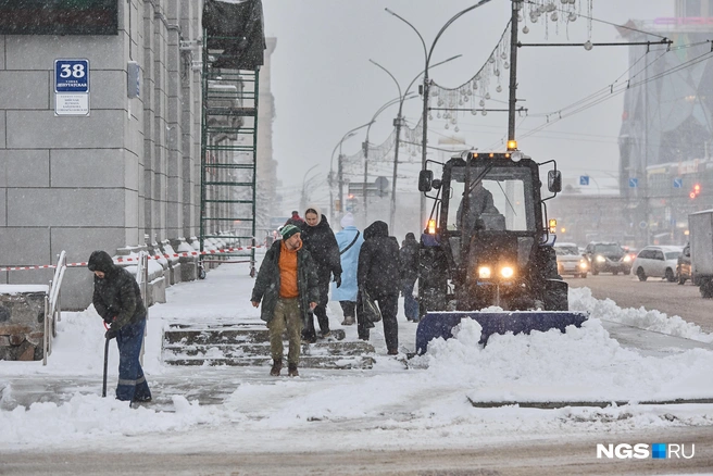 Снега выпало много, но он будет активно таять | Источник: Александр Ощепков / NGS.RU