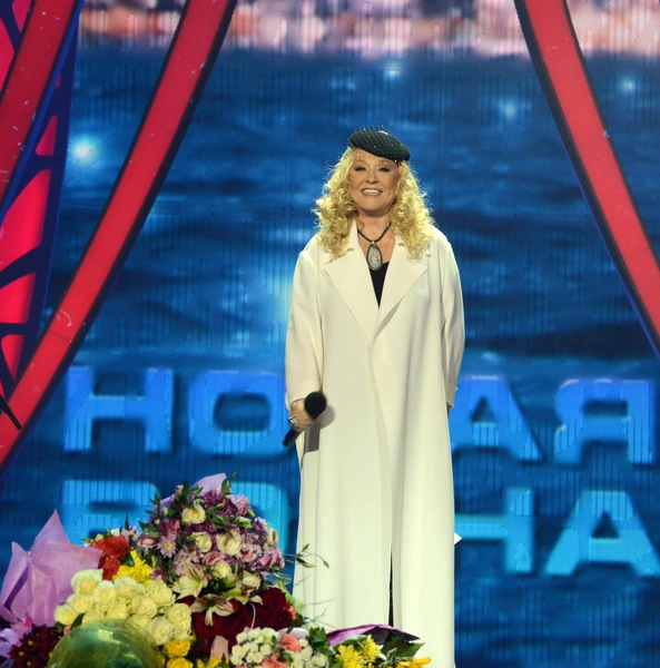 Алла Пугачева | www.starhit.ru