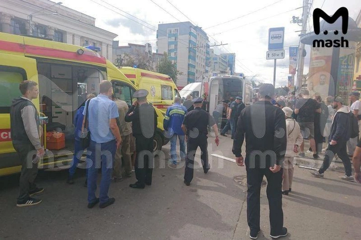 Пьяный водитель наехал на толпу людей в центре Калуги: пострадали трое детей и семеро взрослых