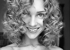 Кристина Асмус и Женя Малахова разделись во имя искусства