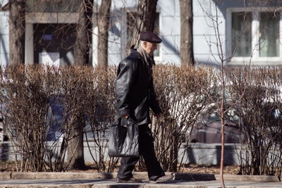Житель Самарской области помог аферистам обокрасть пенсионера