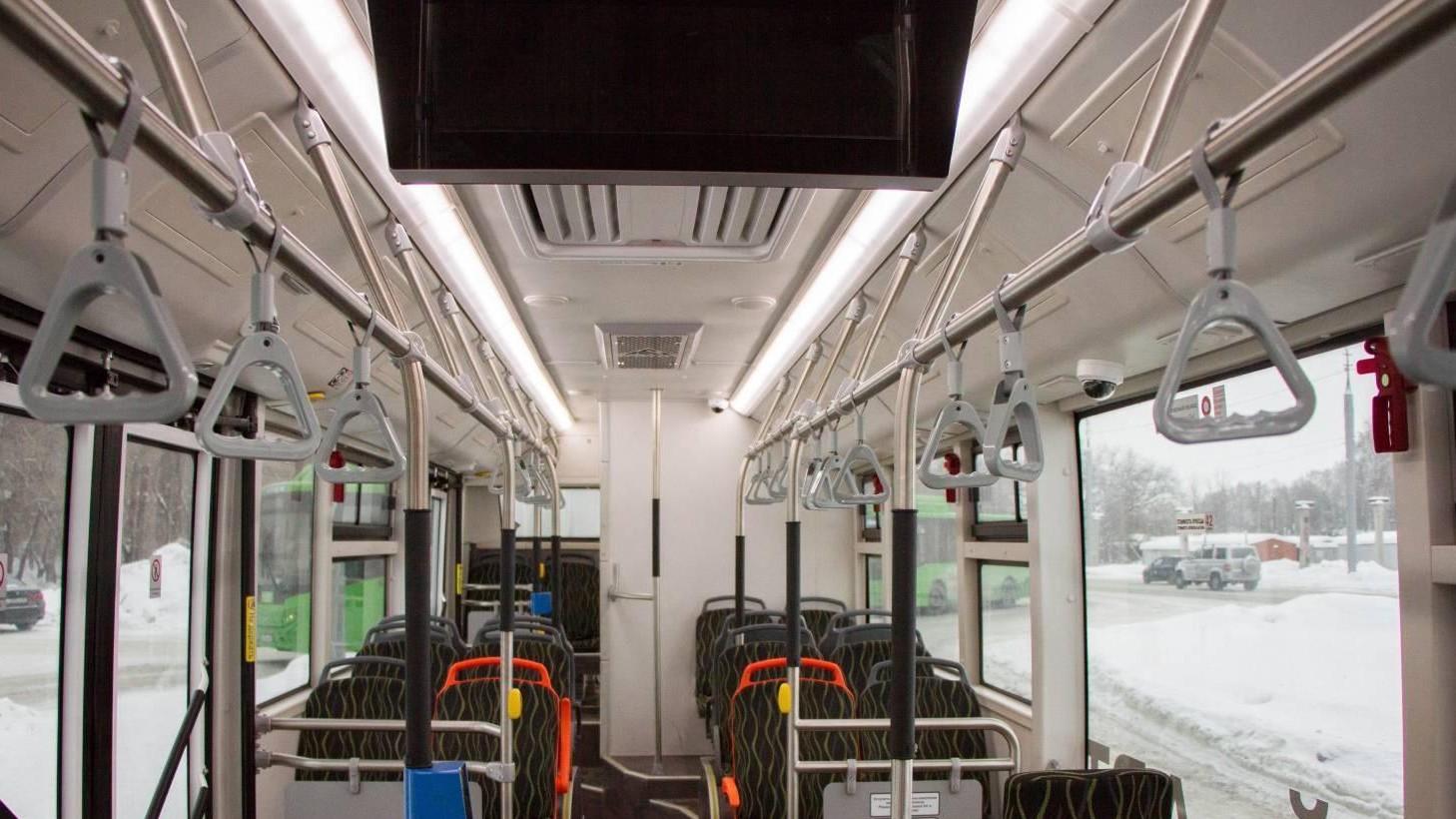 В Кургане тестируют новый вместительный автобус