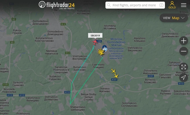 Более 20 самолетов ожидают вылета или посадки | Источник: Flightradar24