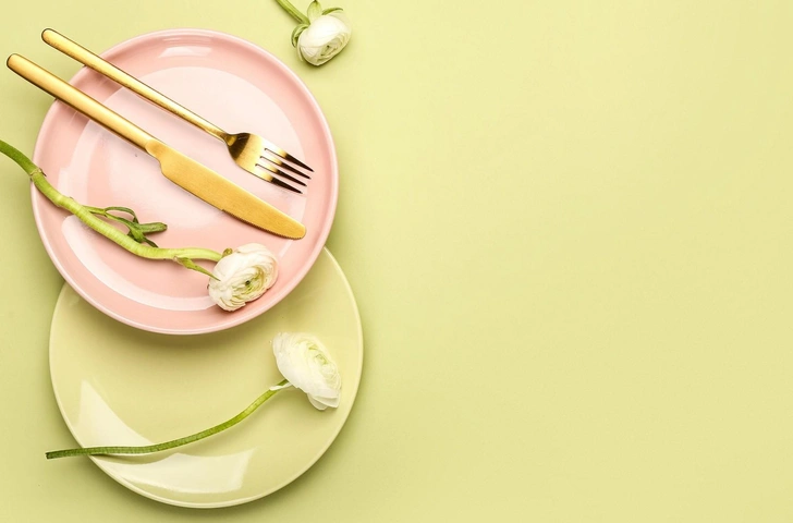 Диета из журнала Vogue за 1977 год, которая помогает сбросить 2,5 кг за 3 дня — что с ней не так