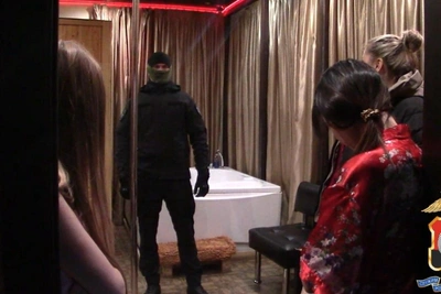 Семь человек задержаны за организацию проституции в ижевской массажке