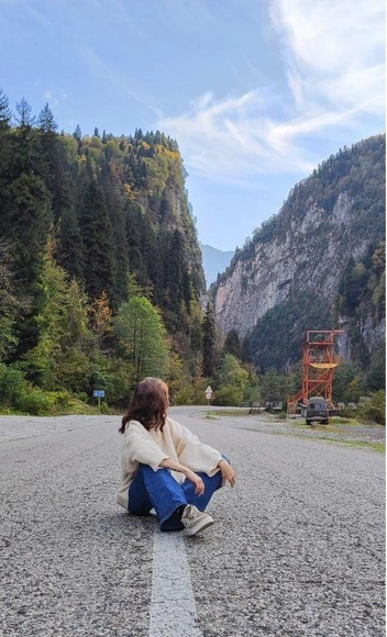 Туристы остановились, чтобы сфотографироваться | Источник: личный архив Евгении