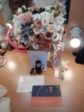 Мария обрадовалась подарку и опубликовала пост с фото | Источник: Мария Фортунатова / vk.com