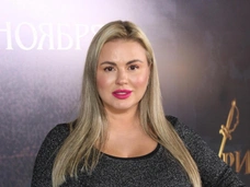 Анна Семенович не стесняется бедного прошлого: «Ела только гречку, покупала дешевые яблоки и делала варенье»