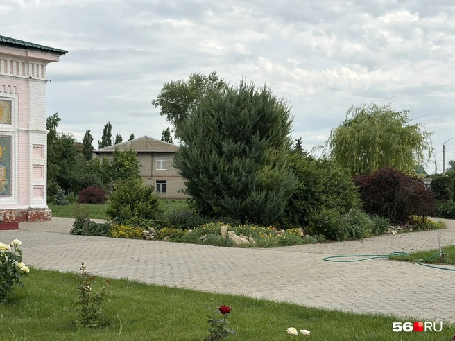 В Городище территория храма уже давно стала православным комплексом | Источник: Николай Сальников / 56.RU