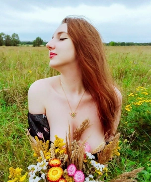 #Нюдсочетверг: откровенные фотографии самых красивых девушек из «Твиттера» (который теперь «X»). Выпуск 80