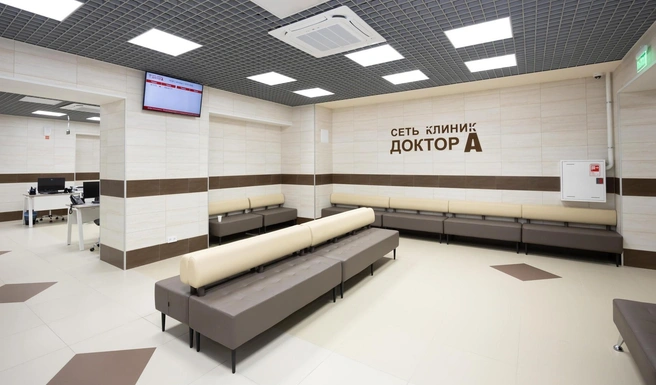 Пройти все необходимые осмотры можно по полису ДМС | Источник: Евгений Шаров