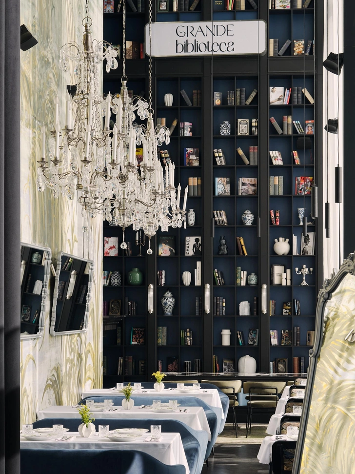 Все диваны и кресла, Danart.  | Источник: Дмитрий Цыренщиков