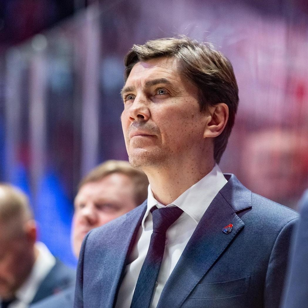 <p>Игорь Никитин </p>