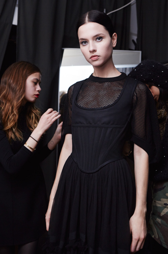 Как правильно накрасить ресницы: how to от визажистов Givenchy