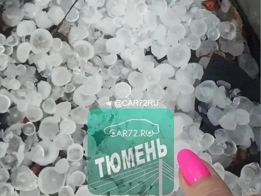 Крупный град в Перевалово | Источник: CAR72.RU 