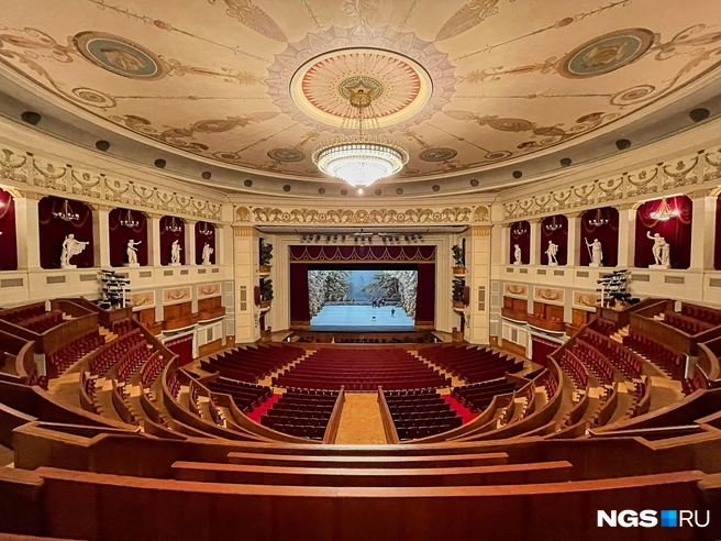 На фото — Новосибирский театр оперы и балета (НОВАТ) | Источник: Александр Ощепков / NGS.RU