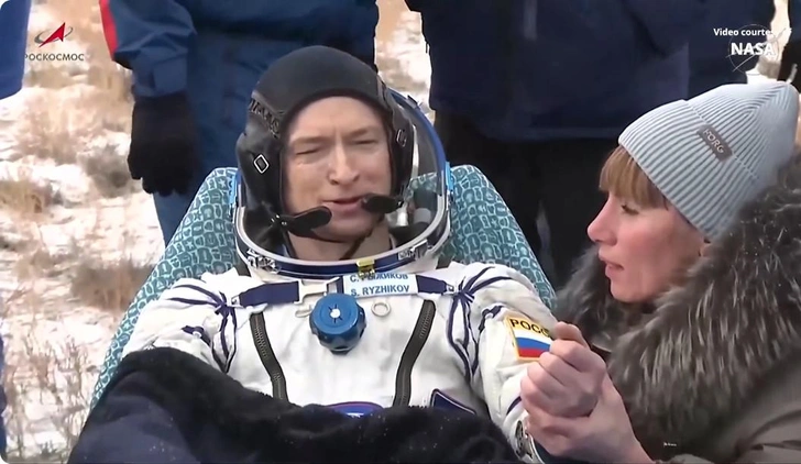 Экипаж российского космического корабля «Союз МС-27» вернулся на Землю с МКС