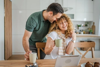 «Пусть это увидят все мужчины»: 15 фото от женщин, которые доказывают, что удачное замужество возможно