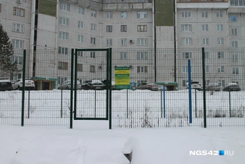 В это время года площадку засыпало снегом | Источник: Елена Гуськова / NGS42.RU