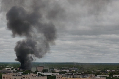 Пожар в Архангельске: столб черного дыма накрыл город