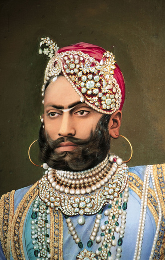Фото №2 - Сокровища индийских князей: как выглядят самые роскошные украшения махараджей
