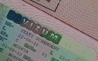 «Путешествия по ЕС — привилегия, а не данность»: ЕК запретила оформлять россиянам шенгенские мультивизы