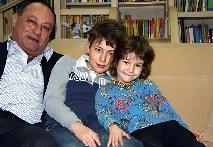 ольга слуцкер, владимир слуцкер, слуцкер, слуцкер сейчас, ольга слуцкер дети, ольга слуцкер биография, слуцкер личная жизнь, владимир иосифович слуцкер | Источник: кадр из видео