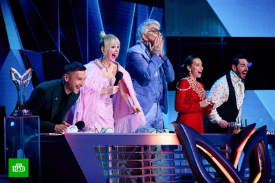 Финал «Маски»: кто победил и кто скрывался под масками