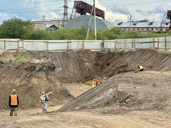 Работы идут медленнее, чем хотелось бы | Источник: Инна Щеглова / Мэр города Читы / T.me