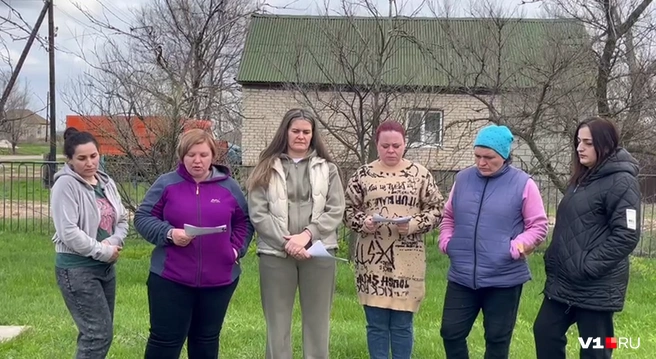 Жители просят генерала Бастрыкина вернуть школьный автобус для их детей | Источник: читатели V1.RU